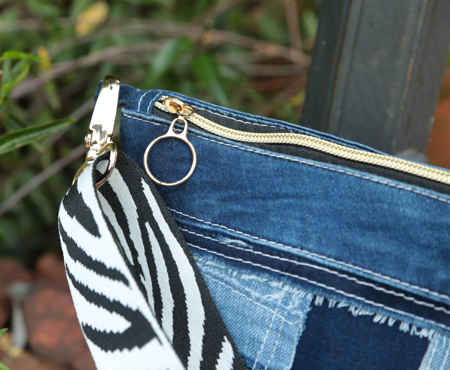 LEVI LEGEND - BLUEPRINT RETRO CLUTCH