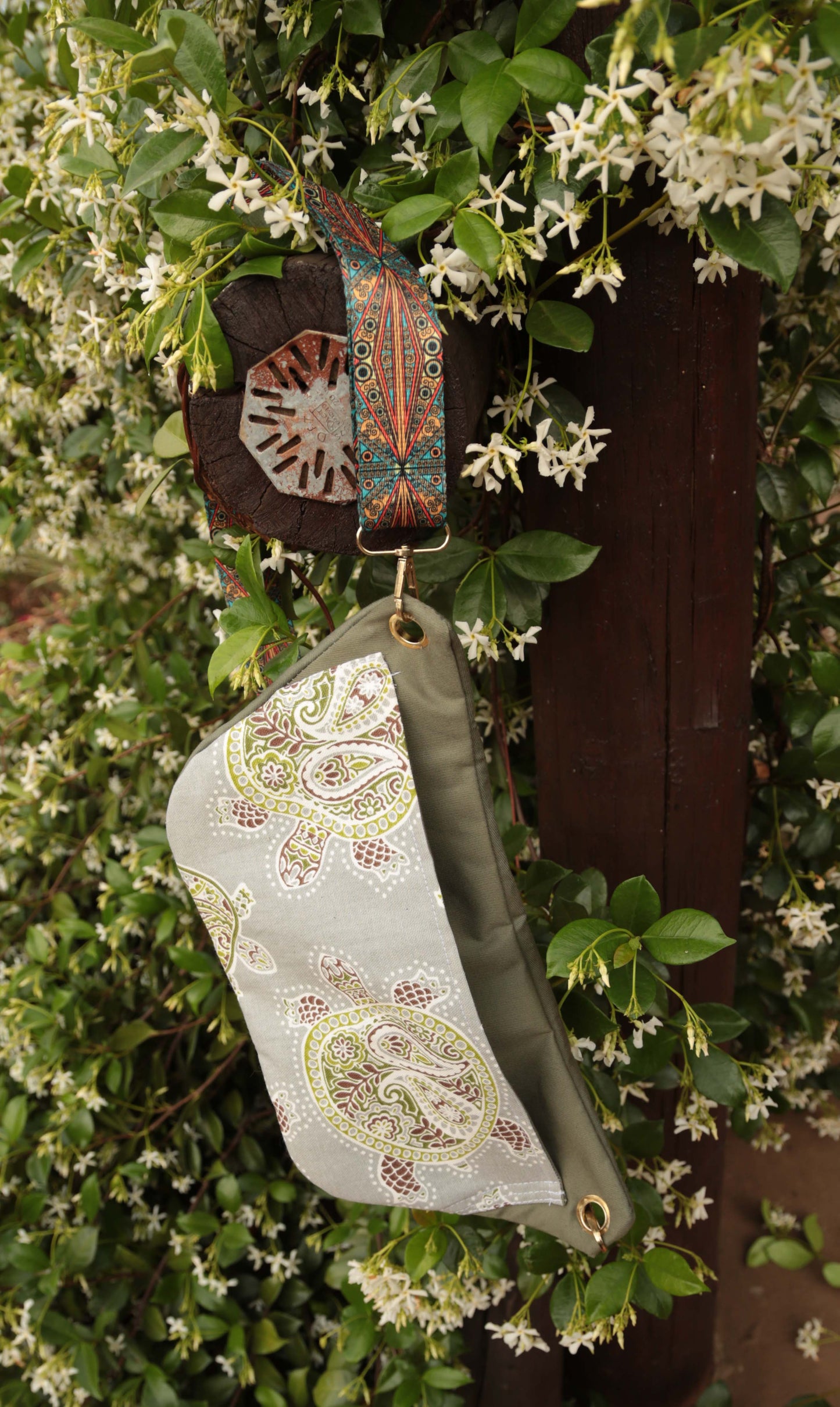 CROSS BODY BAG - LAZY TURTLE 2