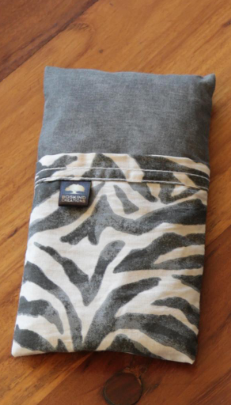 BOSKIND THERAPEUTIC EYE PILLOW - STONE ZEBRA