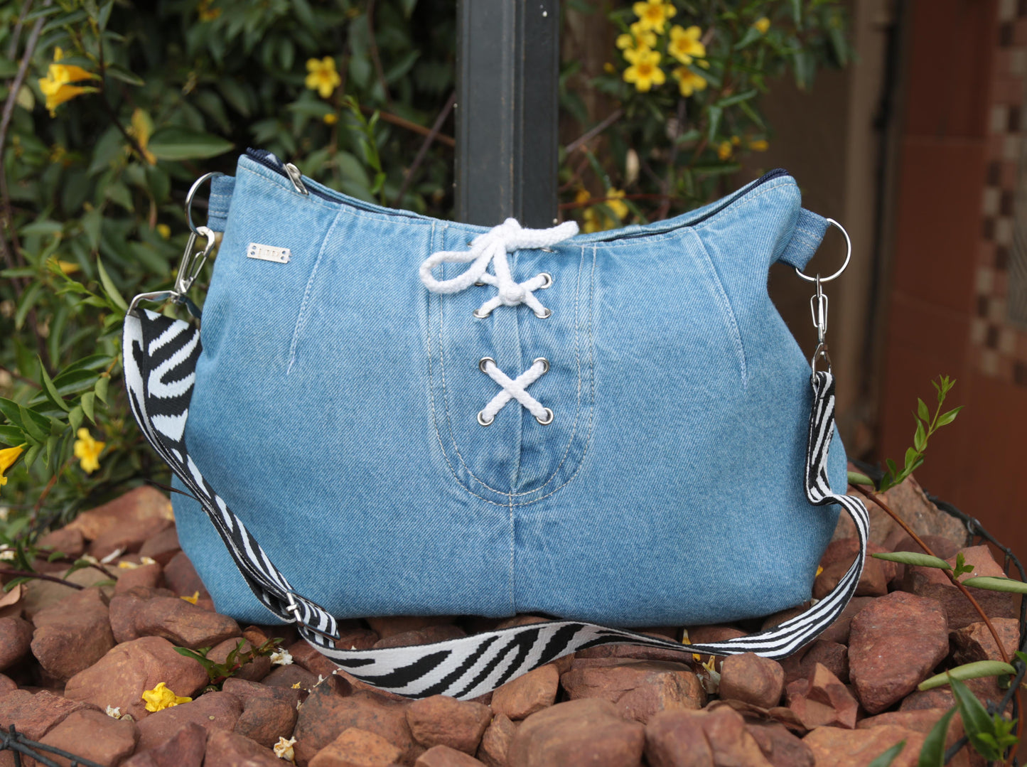 LEVI LEGEND - HANDBAG