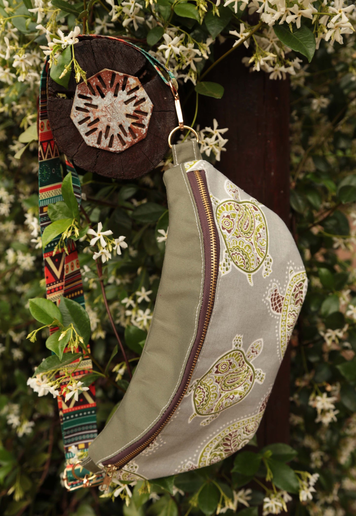 CROSS BODY BAG - LAZY TURTLE 1