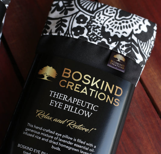 BOSKIND THERAPEUTIC EYE PILLOW - BLACK AND WHITE