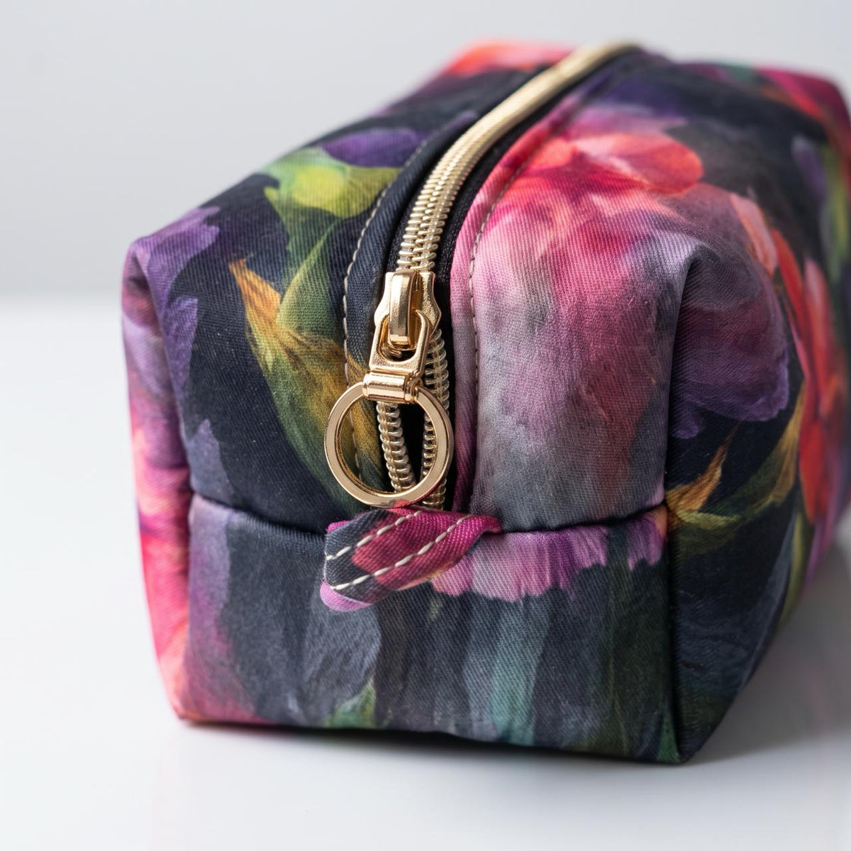 Midnight Bloom Beauty Bag side zipper detail
