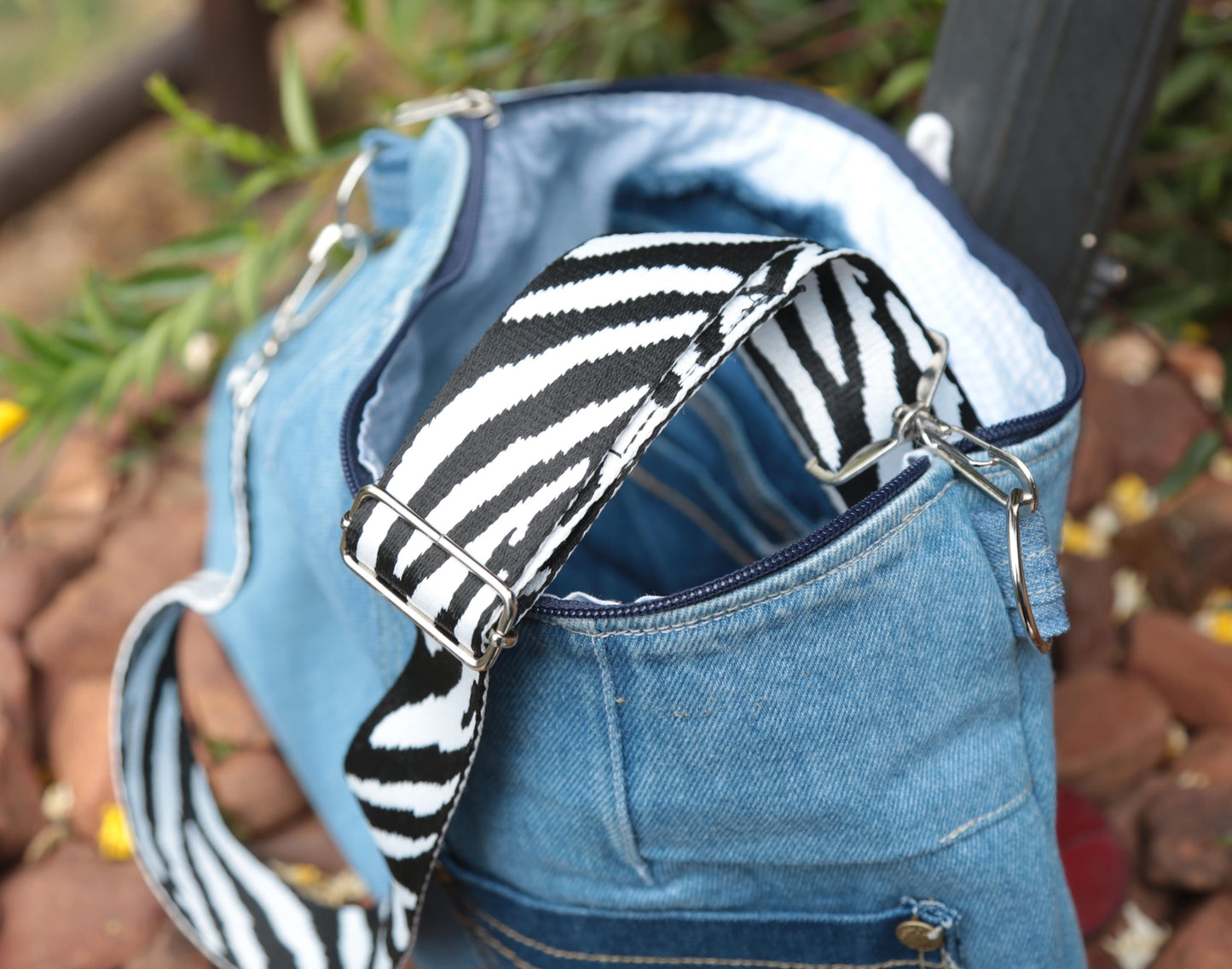 LEVI LEGEND - HANDBAG