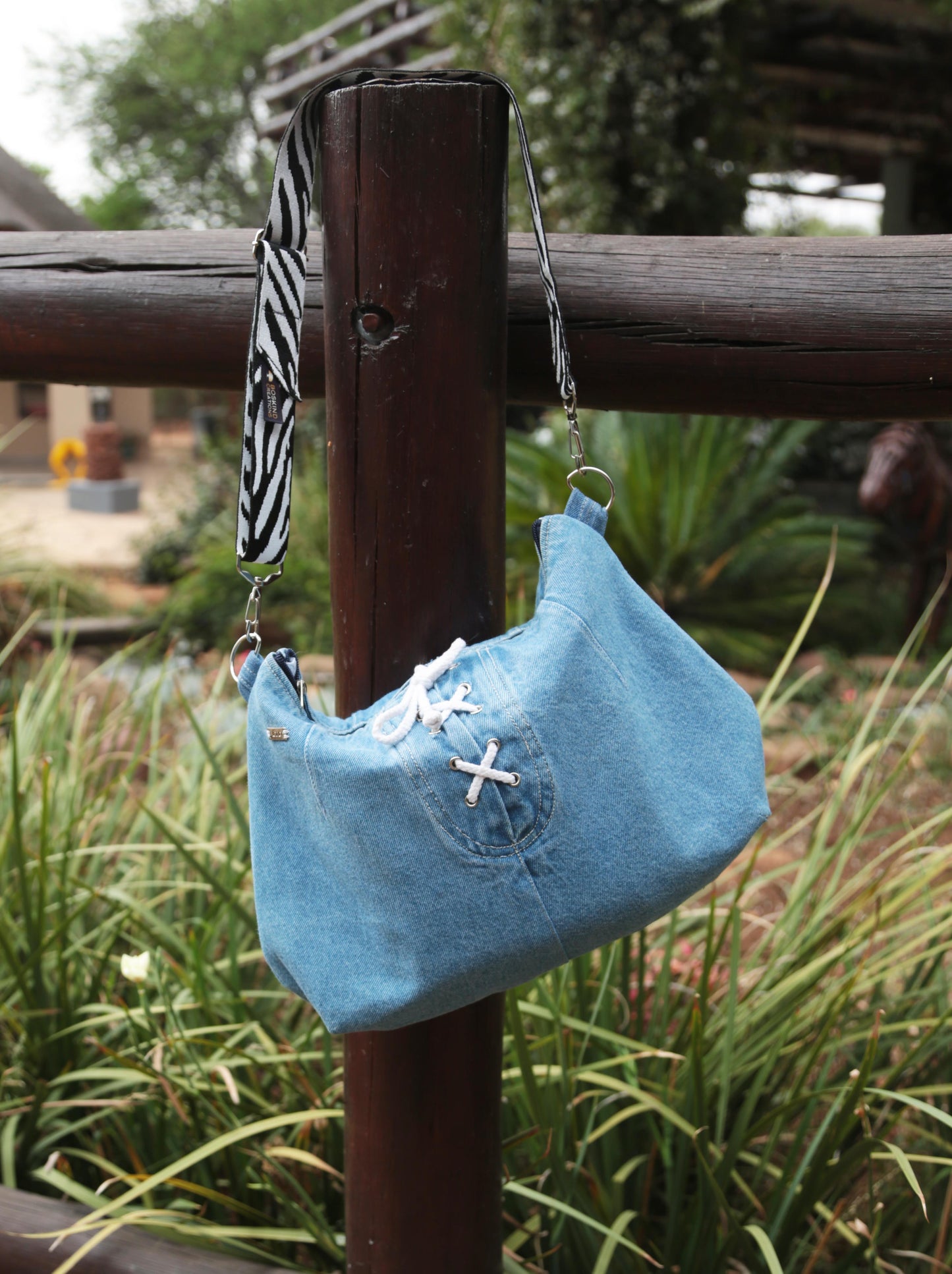 LEVI LEGEND - HANDBAG