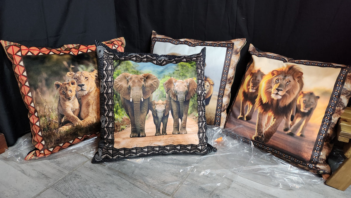 BOSKIND Luxurious African Safari Cushion - Lion King