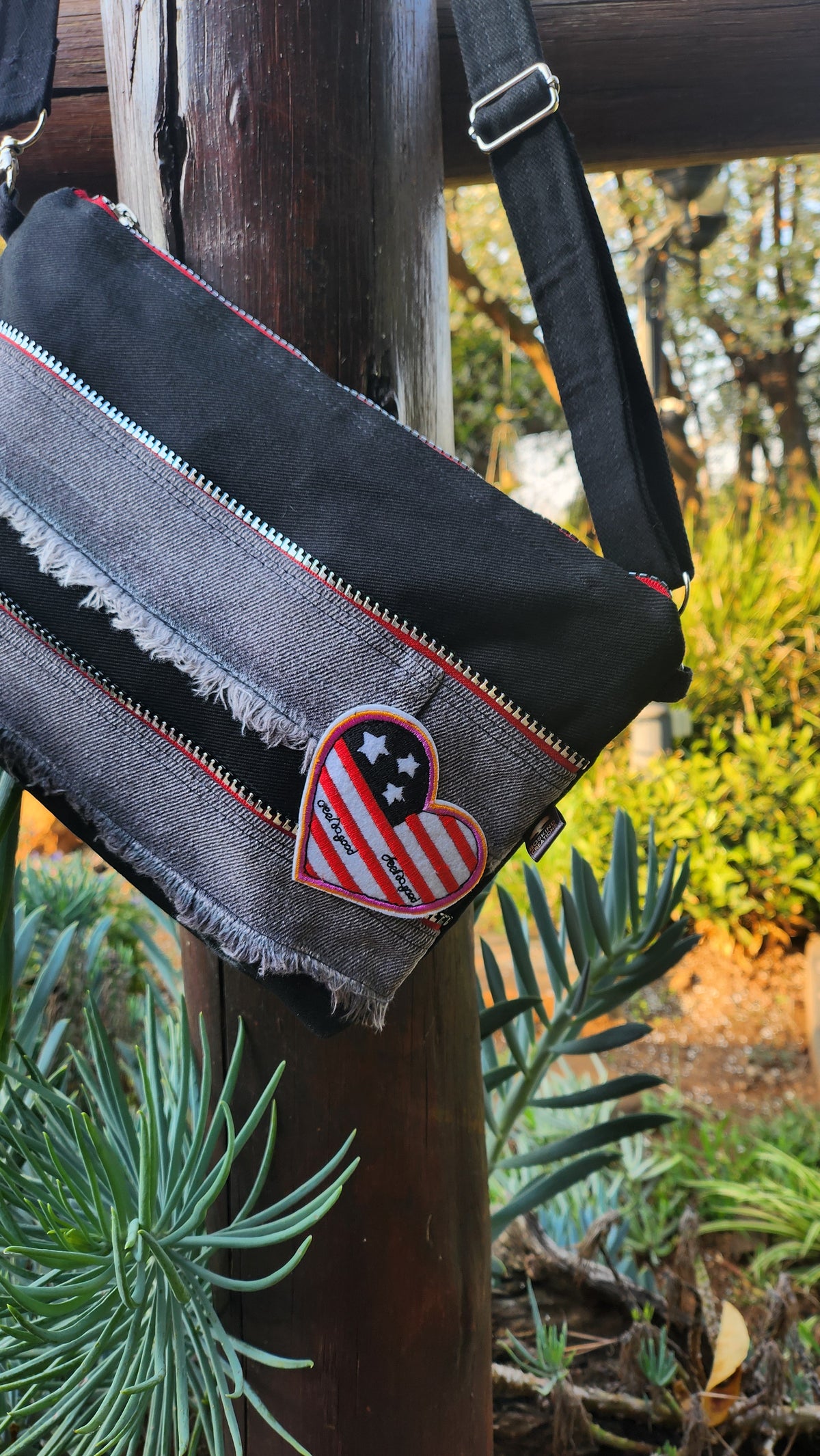 Bespoke Handbag - BOSKIND red and black retro clutch