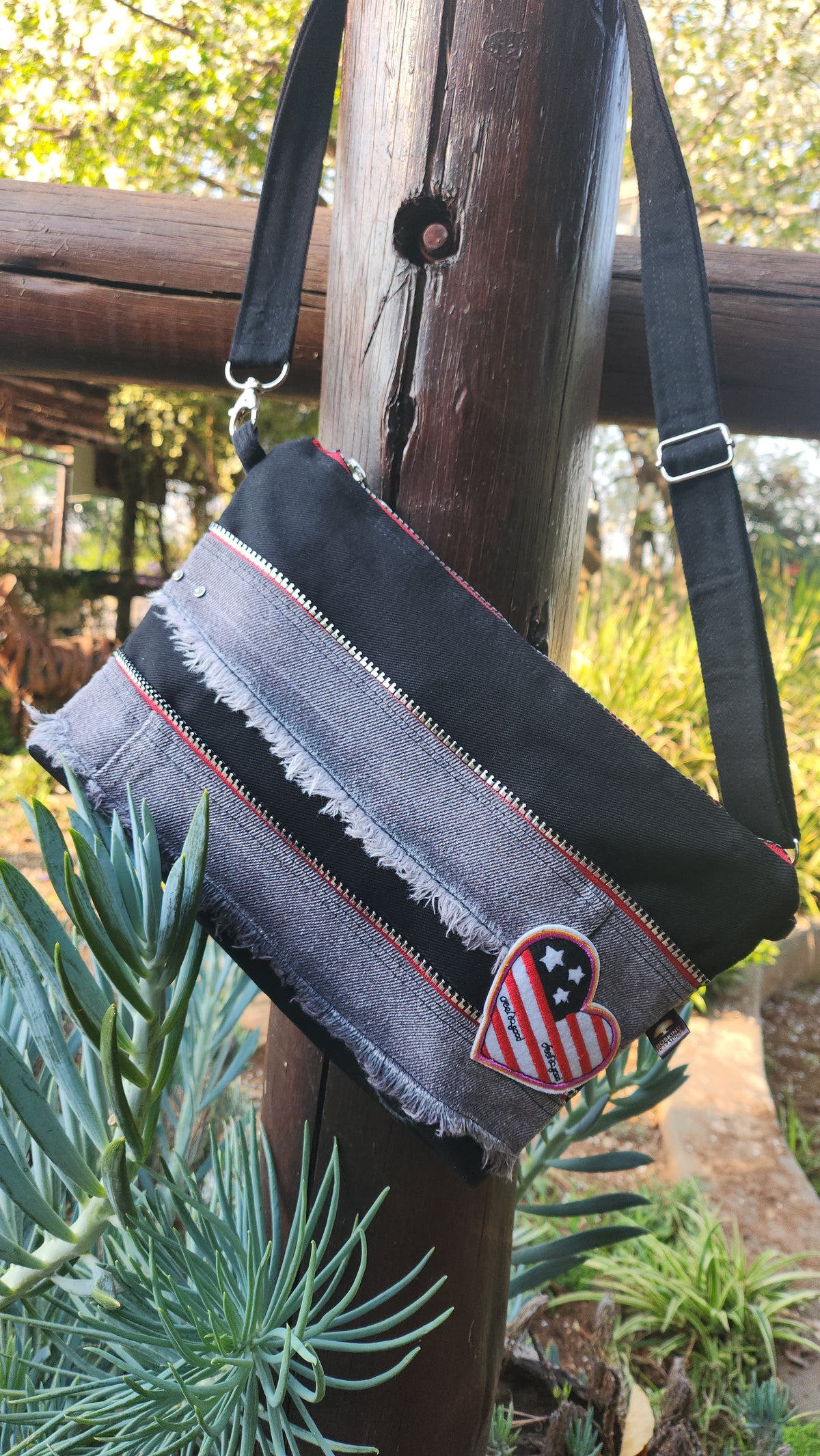 Bespoke Handbag - BOSKIND red and black retro clutch
