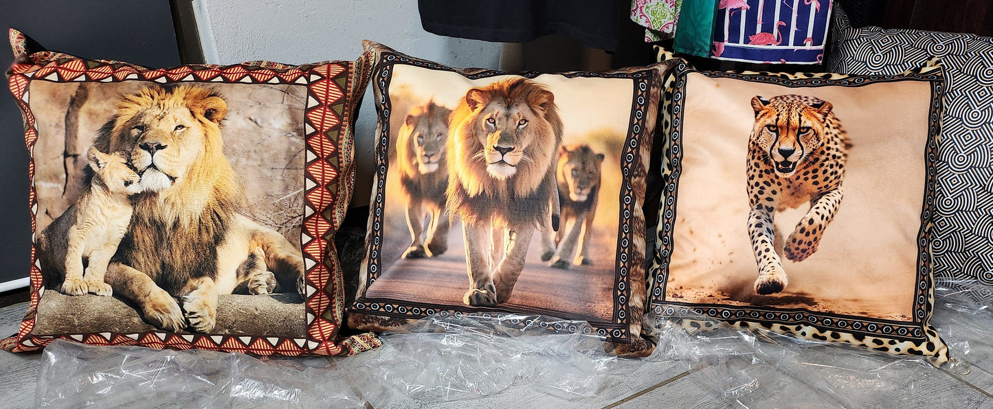 BOSKIND Luxurious African Safari Cushion - Lion King