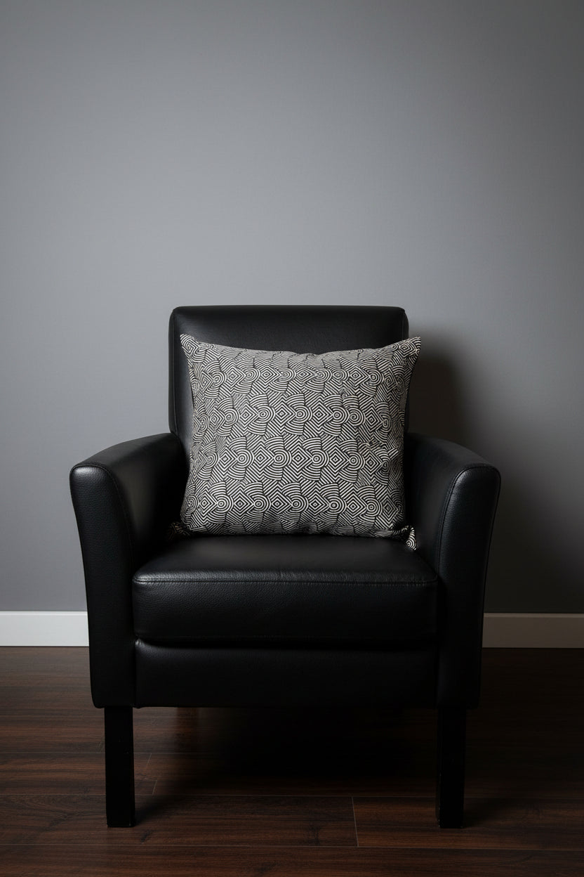 BOSKIND Luxurious African Safari Cushion - Geometric