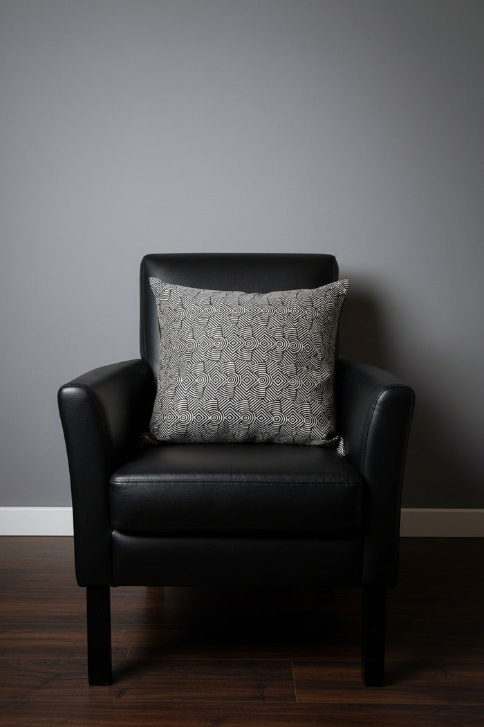 BOSKIND Luxurious African Safari Cushion - Geometric