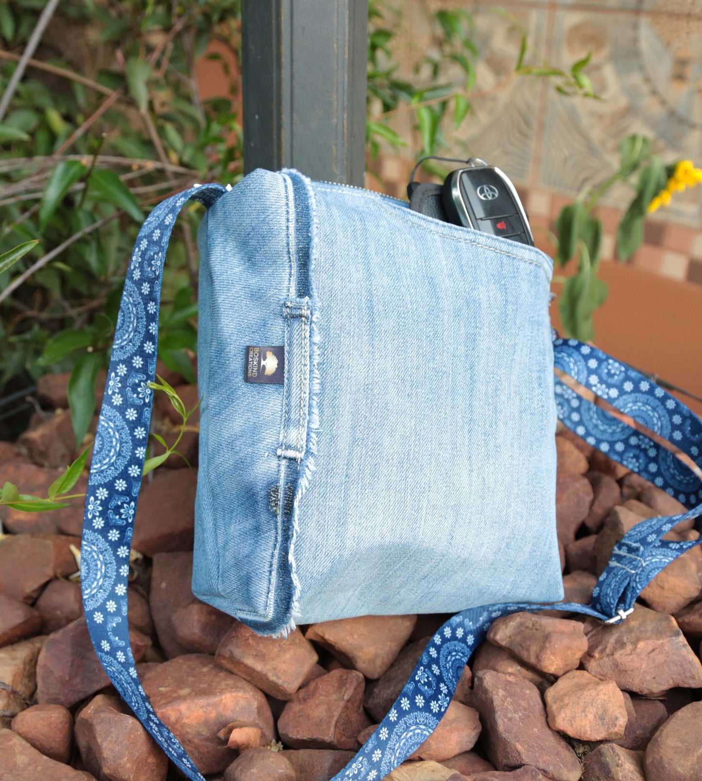 CROSS BODY BAG - MAKOTI 3